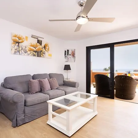 Exklusives Attic Mit Atemberaubendem Meerblick By Interhome