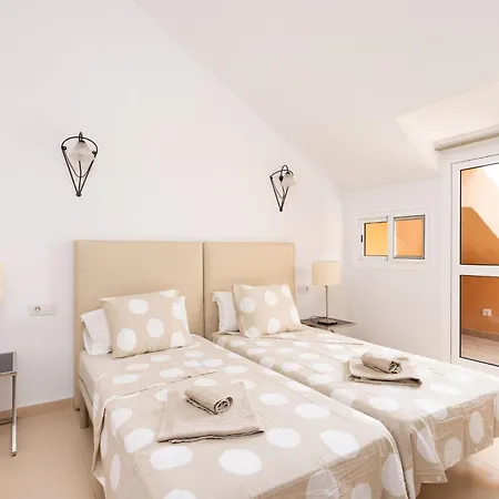 Apartment Exklusives Attic Mit Atemberaubendem Meerblick By Interhome *