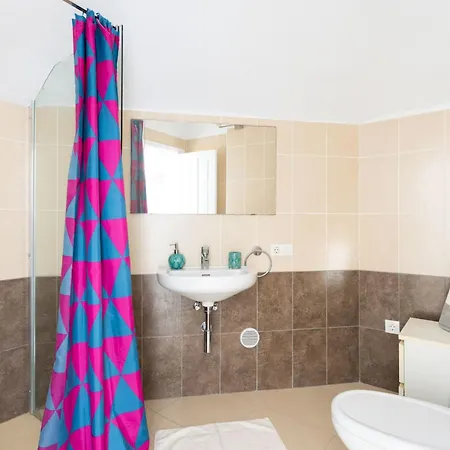 Apartment Exklusives Attic Mit Atemberaubendem Meerblick By Interhome *